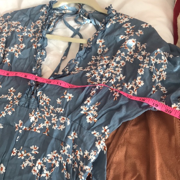 NWT Faithfull the Brand Blue Floral V Neck Ruffle Jumpsuit - Picture 12 of 13